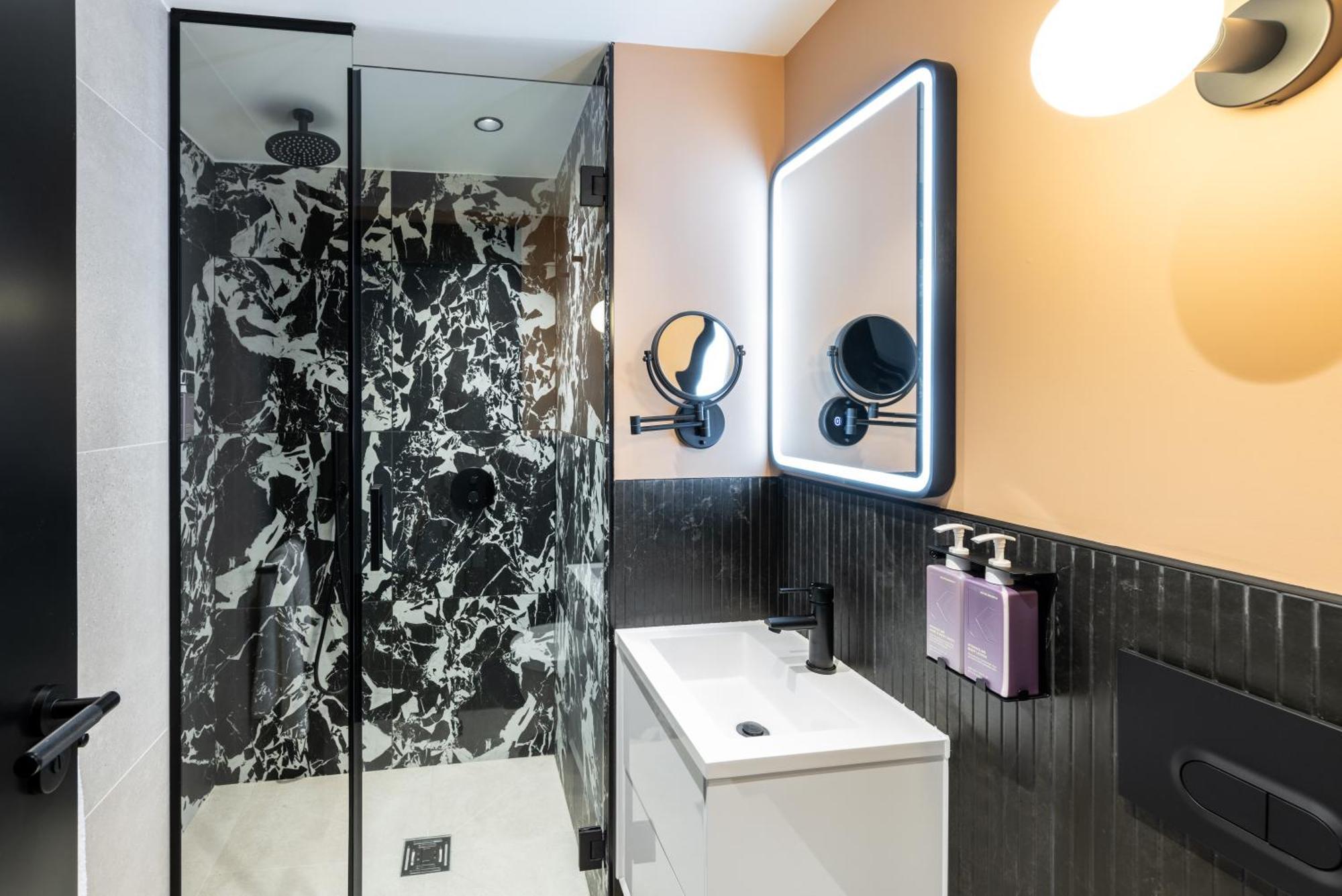 Tribe Manchester Airport By Accor Hale  Exterior photo