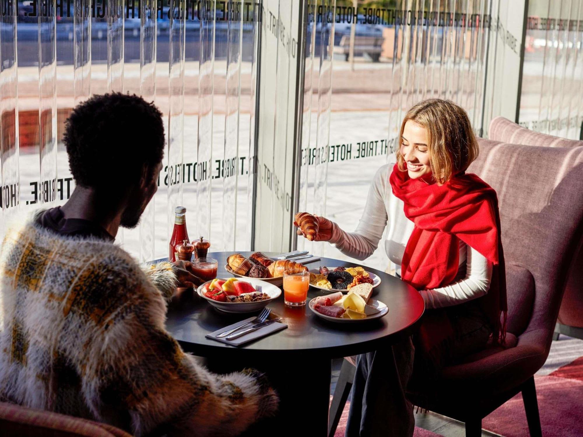 Tribe Manchester Airport By Accor Hale  Exterior photo